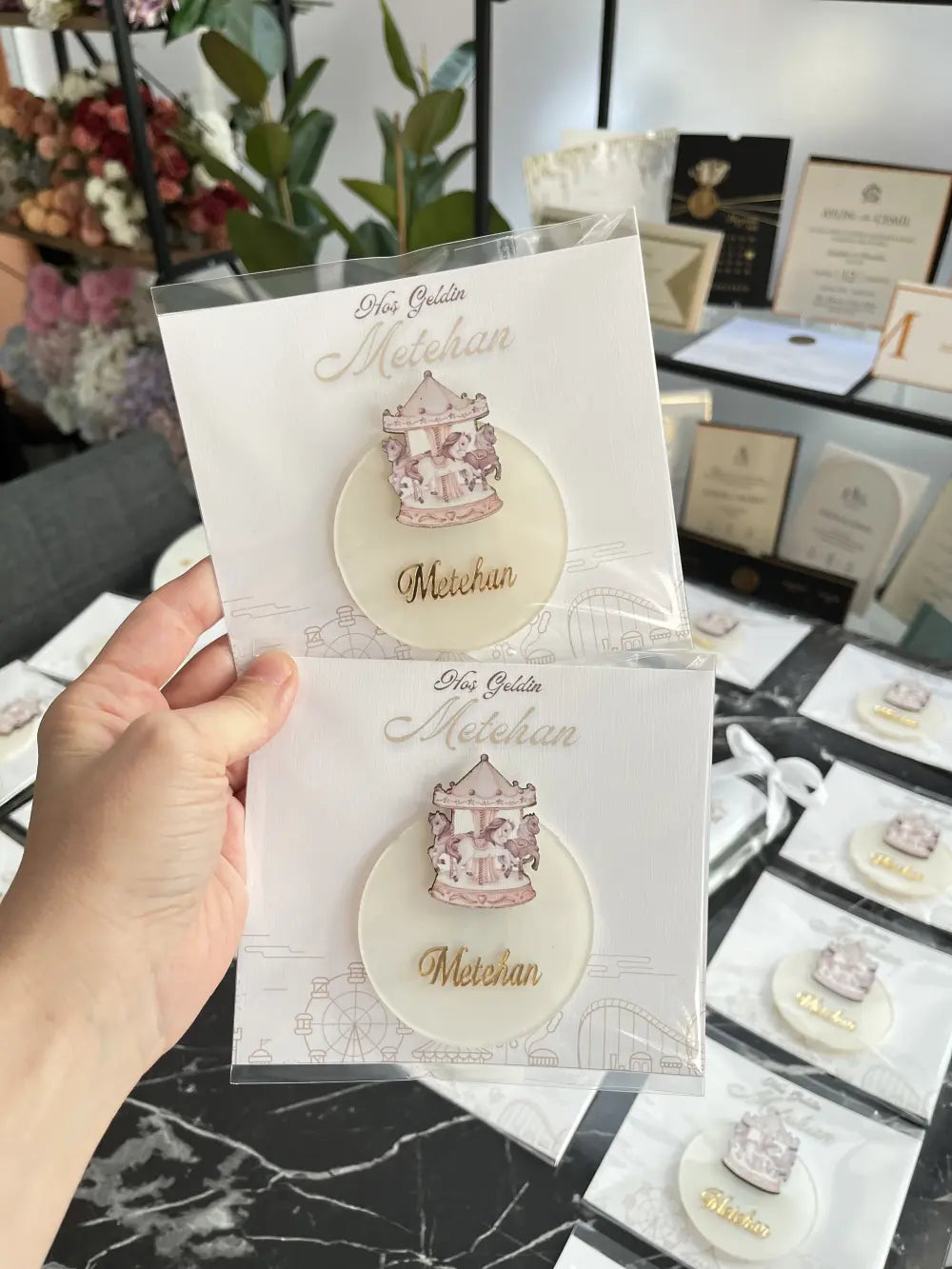 Kartlı Atlıkarınca Figürlü Magnet