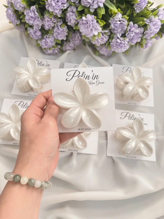 Kartlı Beyaz Sedefli Lotus Toka